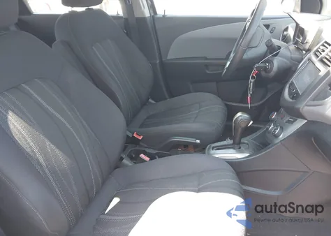 2014 Chevrolet Sonic Lt Auto from USA, damaged, VIN 1G1JC6SB3E4173548